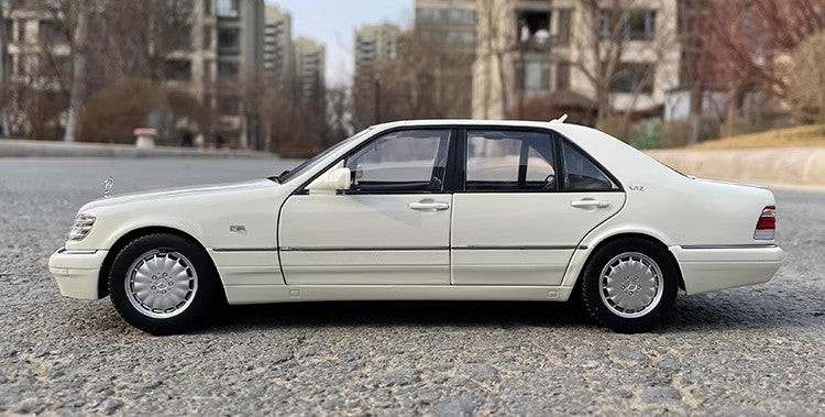 Original 1:18 1990 Mercedes-Benz S600 W140 Tiger Ben Diecast car model alloy car model vintage car