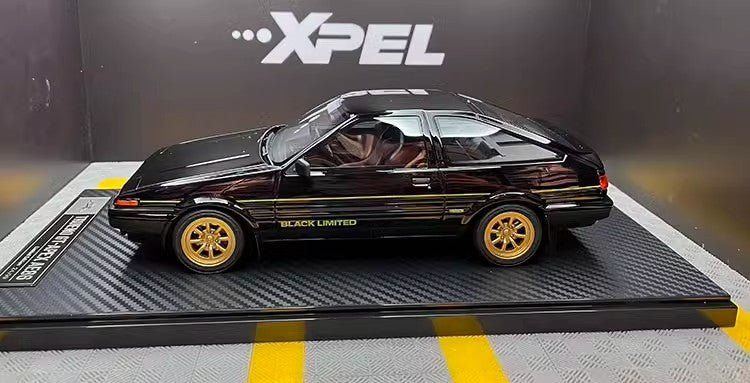 IVY Limited Edition 1:18 Trueno Drift Car Head Word D Toyota AE86 Simulation Car Model Collectible Gift