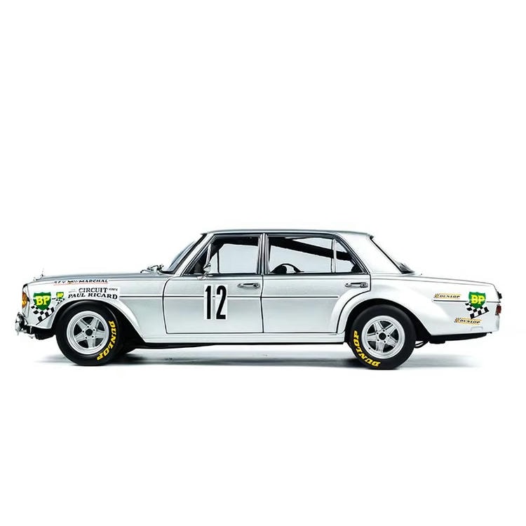 Minichamps 1/18 Mercedes Benz 300SEL 6.8AMG 1971 Limited Edition Alloy Car Model Ornaments