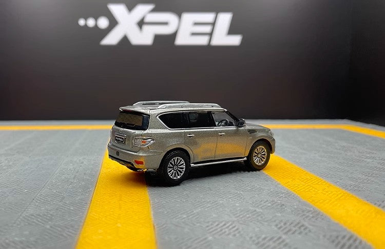 GCD 1:64 NISSAN Touareg Y62 Alloy simulation car model