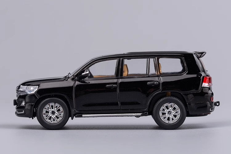 GCD1/64 Landcruiser Land Cruiser LC200 SUV alloy car model ornament