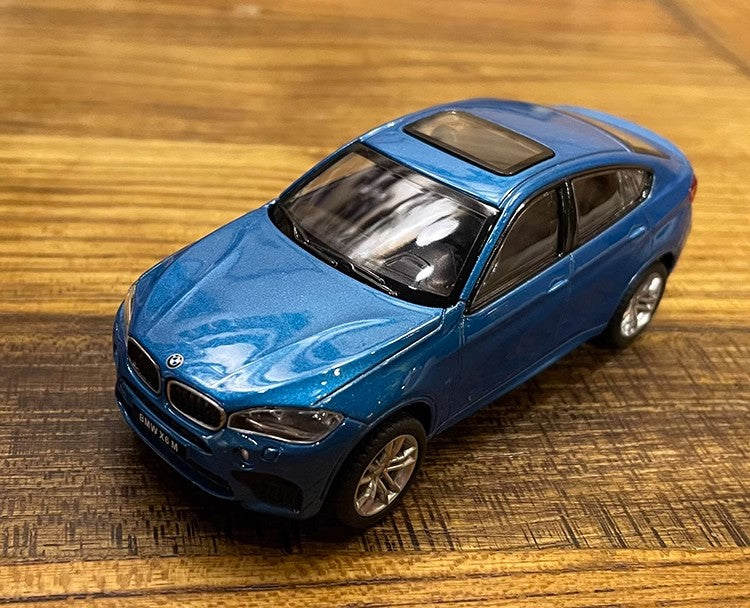 Original BMW M2 BMW M4 BMW M6  1:43 alloy simulation boomerang car model collection