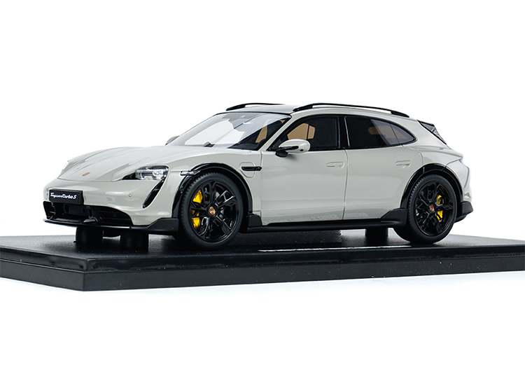 GT Spirit 1:18 Porsche Taycan Turbo S Hunter Resin CLDC033 GTS