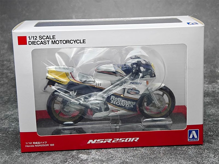 Aoshimaisha 1:12 Honda NSR 250R SP R4 Honda Rothmans MC18 Motorcycle Model