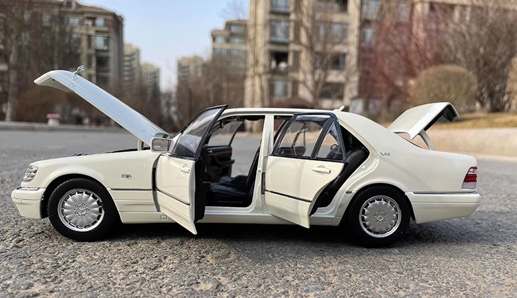 Original 1:18 1990 Mercedes-Benz S600 W140 Tiger Ben Diecast car model alloy car model vintage car