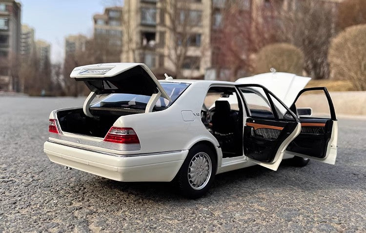 Original 1:18 1990 Mercedes-Benz S600 W140 Tiger Ben Diecast car model alloy car model vintage car