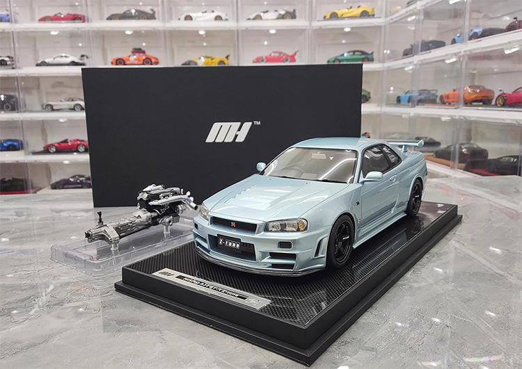 MH Nissan GTR Nissan R34 Customized Limited Edition 1:12 Simulated Resin Car Model