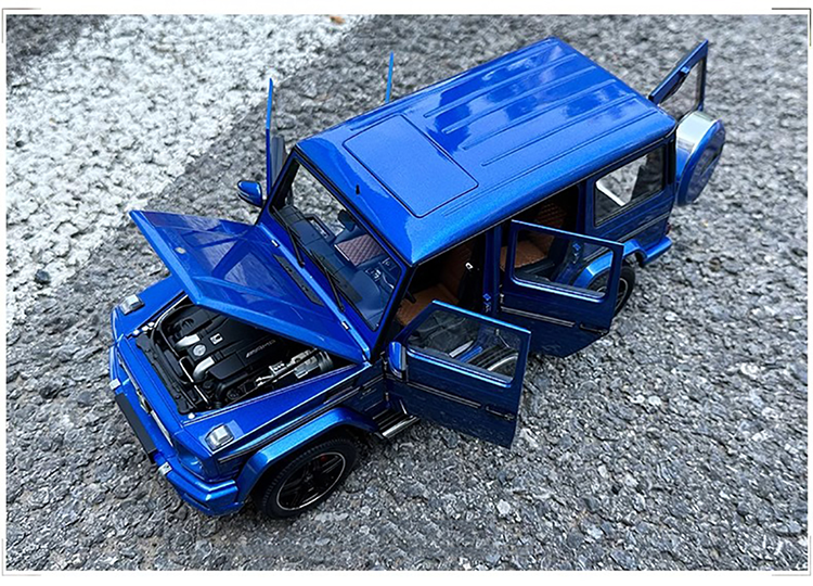 AUTOART 1/18 Mercedes-Benz G63 AMG G63 2017 Car Model