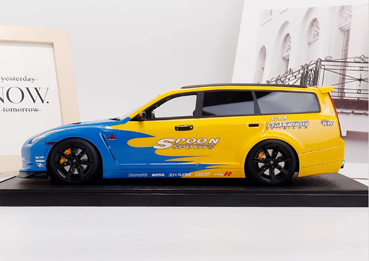 Limited IVY 1/18 Nissan GTR STAGEA R35 wagon resin simulation car model collection