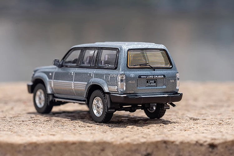 GCD 1:64 Toyota Land Cruiser LC80 SUV alloy car model