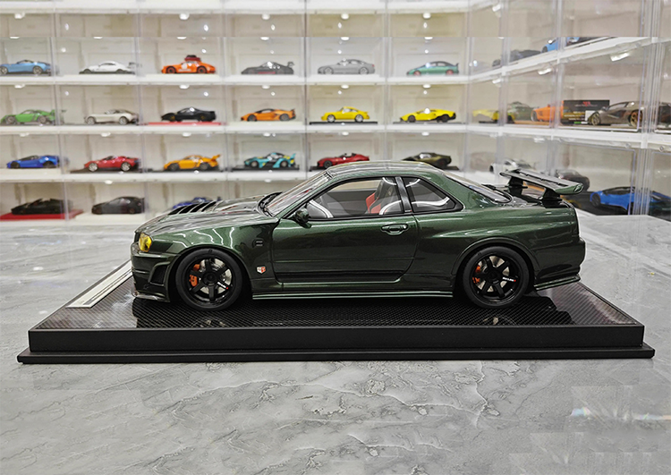 MH Nissan GTR Nissan R34 Customized Limited Edition 1:12 Simulated Resin Car Model