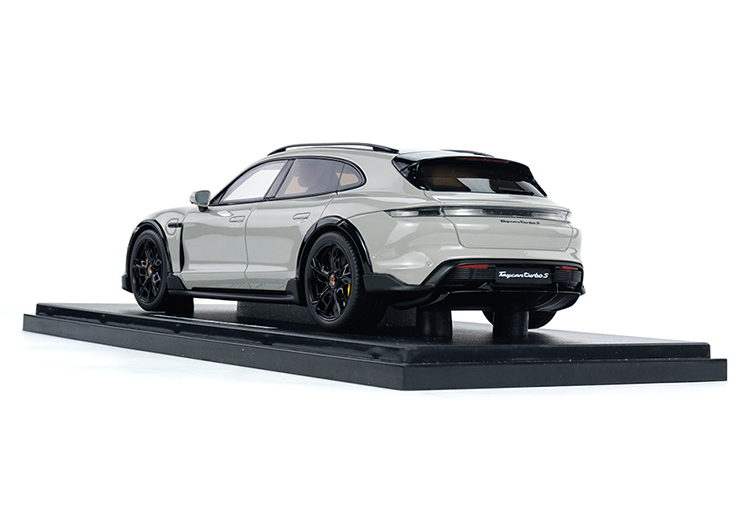 GT Spirit 1:18 Porsche Taycan Turbo S Hunter Resin CLDC033 GTS