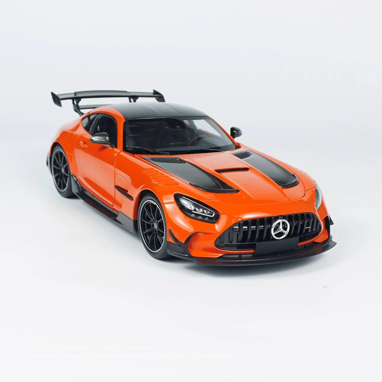 Minichamps 1:18 Mercedes AMG GT BLACK SERIES Starburst Alloy Car Model Simulation