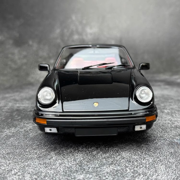 Minichamps 1:18 Porsche 911 1983 CARRERA 3.2 TARGA Alloy Simulation Car Model