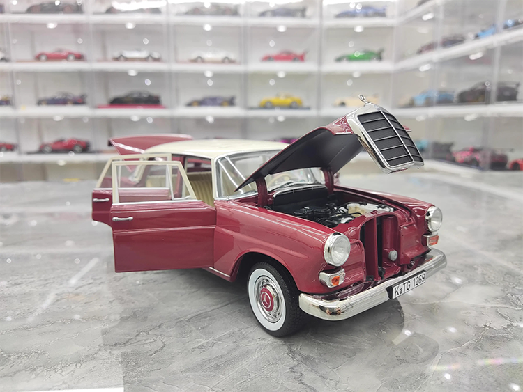 NOREV 1:18 Retro 1966 Mercedes Benz 200 Simulation Alloy Metal Car Model Retro Collection