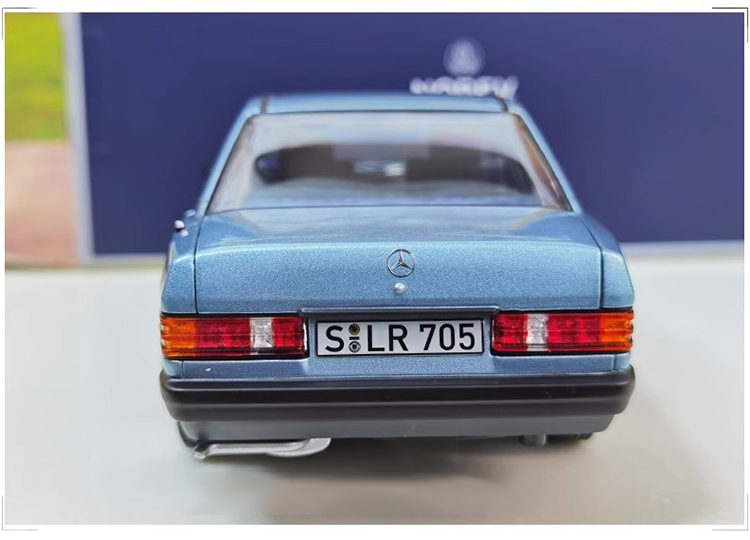 NOREV 1:18 Benz 190E Model C-Class Ancestor 1984 Vintage Car Model Collection