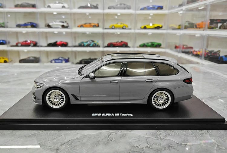 1:/18  GT Spirit  BMW Alpina B5 Touring G31 resin car model