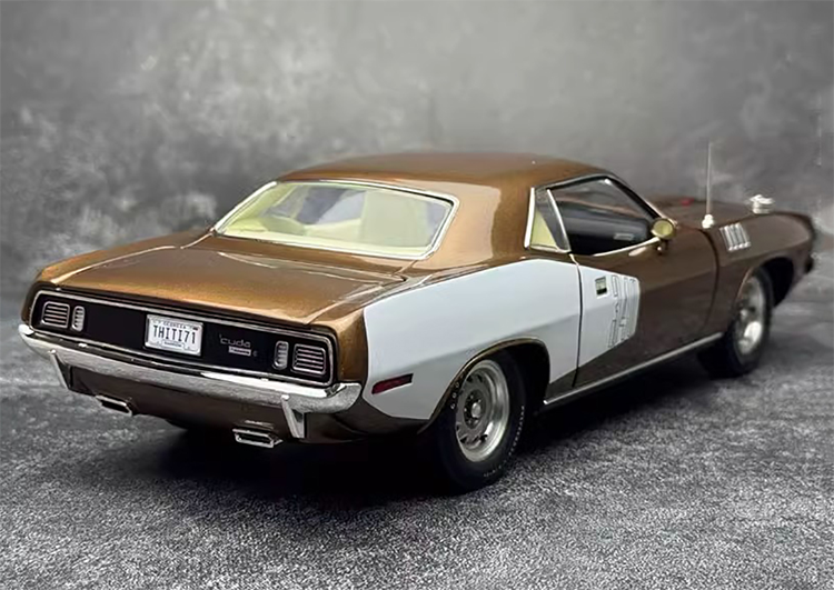 ACME 1:18 1971 Plymouth Cuda Muscle Car Alloy Simulation Car Model Brown top Premium Collectibles / Souvenirs / Gifts