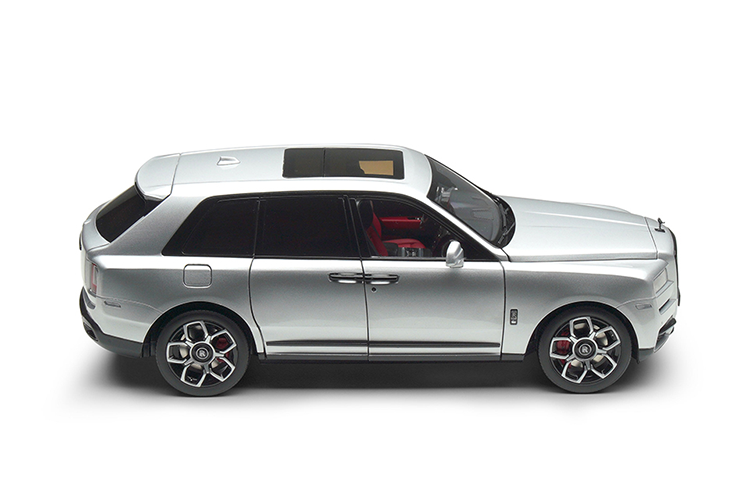 Original Rolls-Royce Cullinan 1:18 Diecast full open double BB wheels simulation car model adult toys