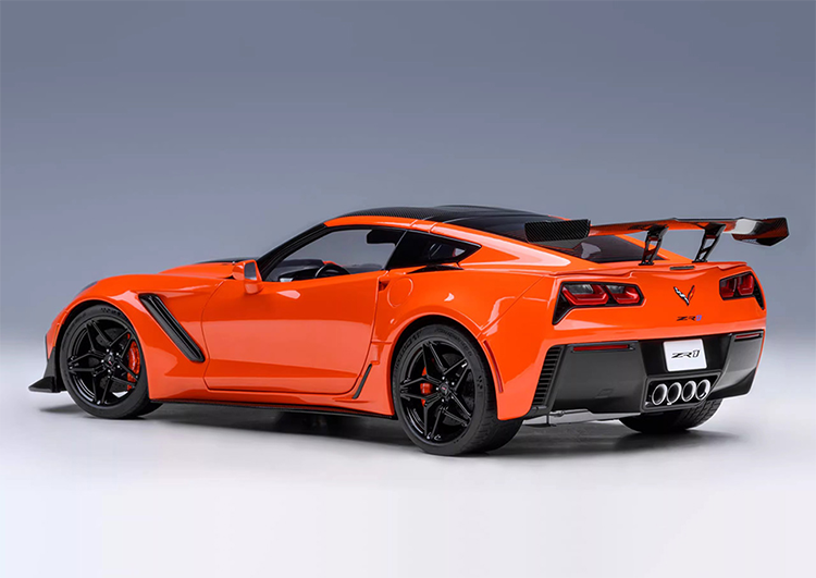 CHEVROLET CORVETTE C7 ZR1 alloy model car 1:18 AUTOart