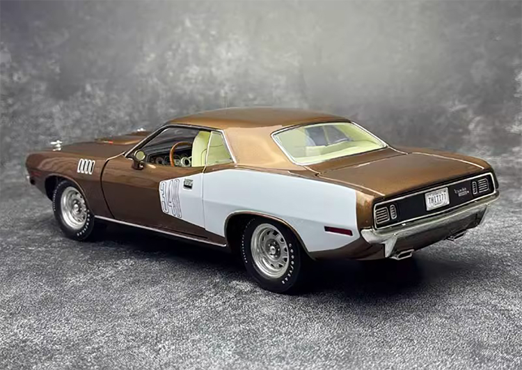 ACME 1:18 1971 Plymouth Cuda Muscle Car Alloy Simulation Car Model Brown top Premium Collectibles / Souvenirs / Gifts