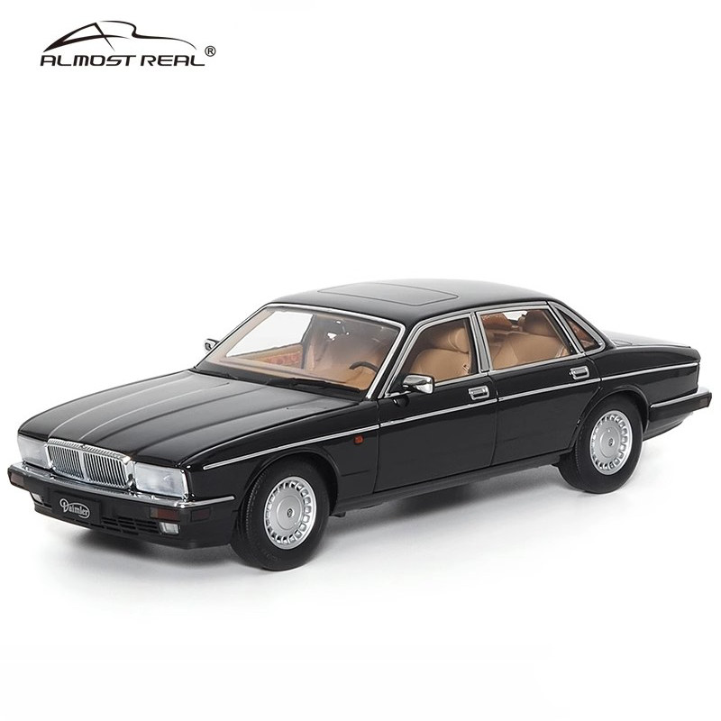 Almost Real1/18 Jaguar Jaguar XJ6 (XJ40 Alloy Static Car Model)