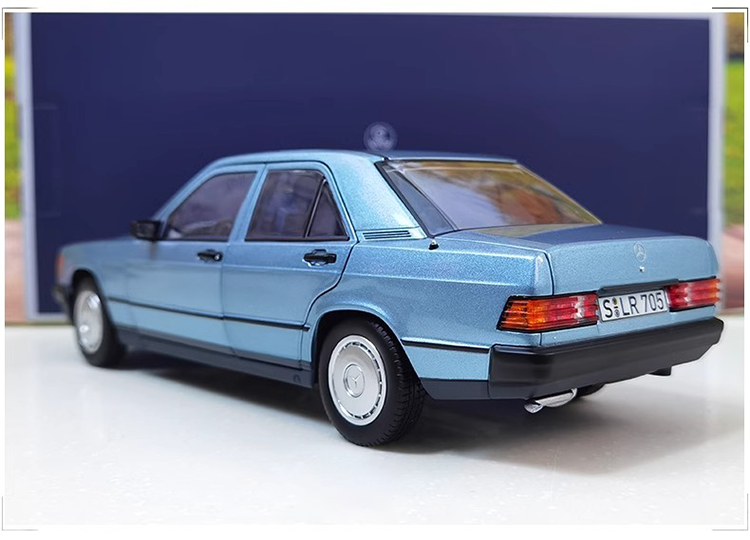 NOREV 1:18 Benz 190E Model C-Class Ancestor 1984 Vintage Car Model Collection