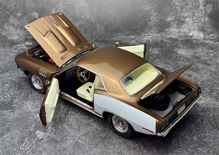 ACME 1:18 1971 Plymouth Cuda Muscle Car Alloy Simulation Car Model Brown top Premium Collectibles / Souvenirs / Gifts