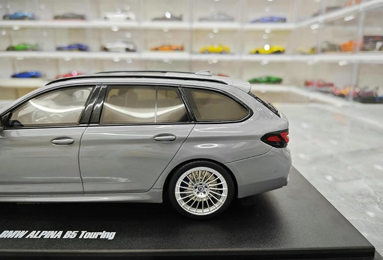 1:/18  GT Spirit  BMW Alpina B5 Touring G31 resin car model