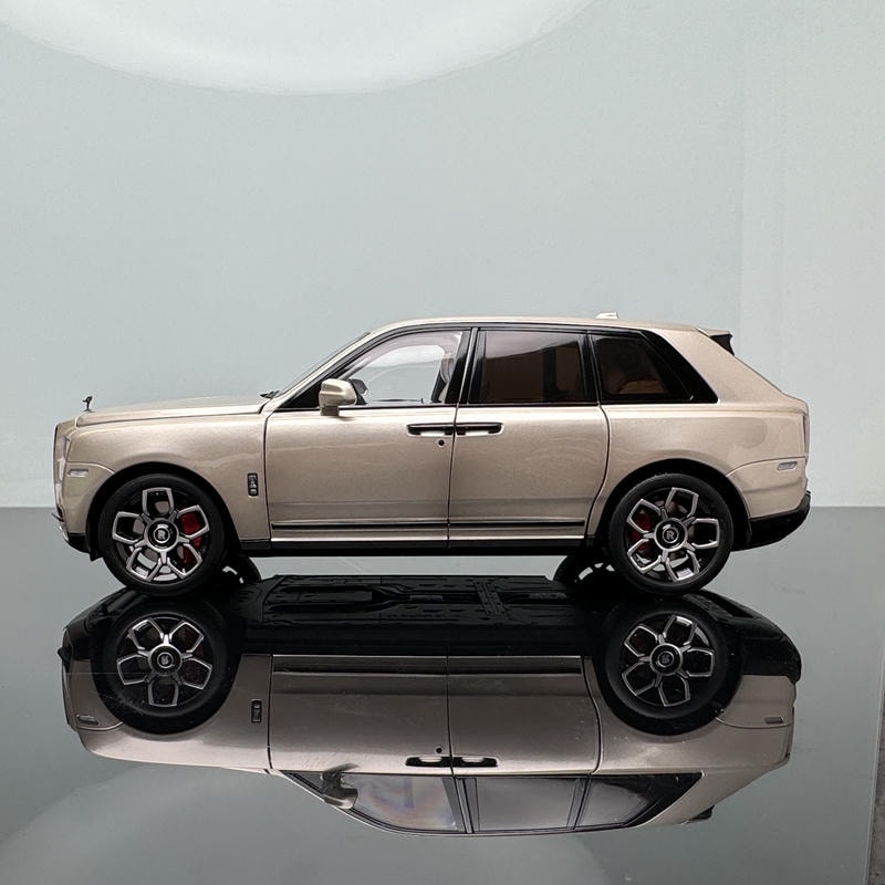 Original Rolls-Royce Cullinan 1:18 Diecast full open double BB wheels simulation car model adult toys