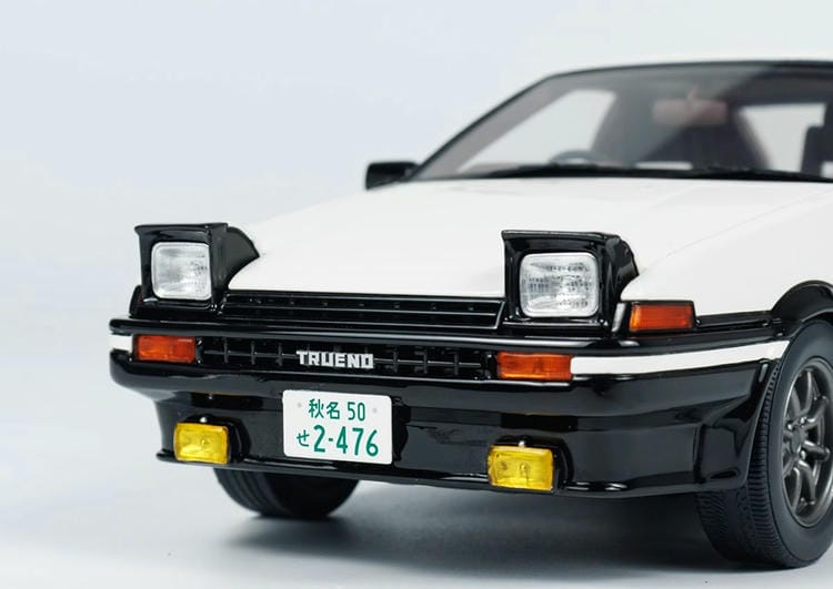 1/ 18 OTTO Toyota TOYOTA AE86 1985 Jumping Light Edition OT444B Car Model