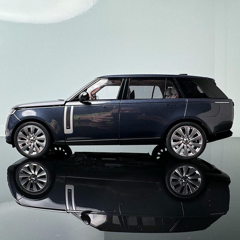 LCD 1:18 Range Rover Honor Genesis Long Edition 2022 Alloy Fully Open Car Model