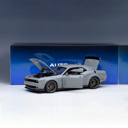 Autoart 1/18 Dodge Challenger R/T SCAT PACK WIDEBBODY 2022 Car Model