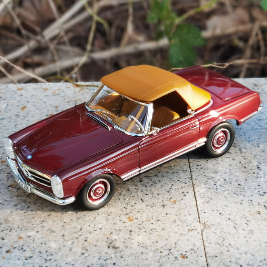 1: 18 NOREV 1963 Mercedes 230SL Convertible Vintage Car Simulation Alloy Car Model Collection