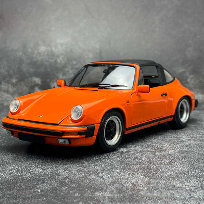 Minichamps 1:18 Porsche 911 1983 CARRERA 3.2 TARGA Alloy Simulation Car Model