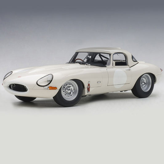 AUTOart 1:18 Jaguar Jaguar LIGHT E-Type Car Model