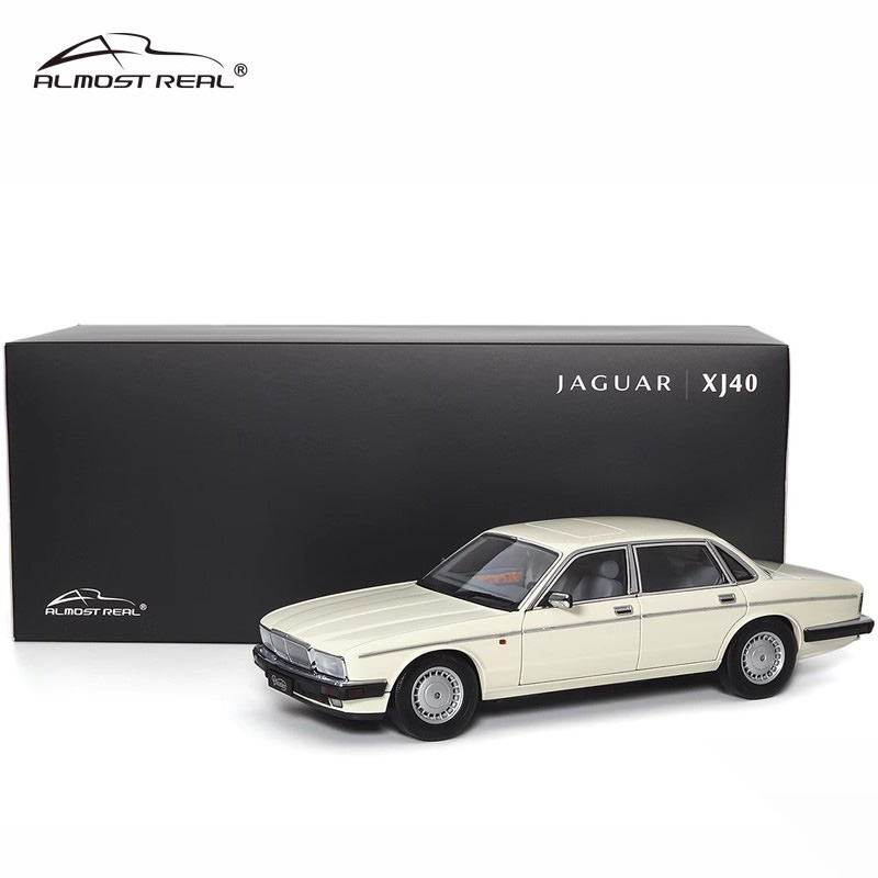 Almost Real1/18 Jaguar Jaguar XJ6 (XJ40 Alloy Static Car Model)