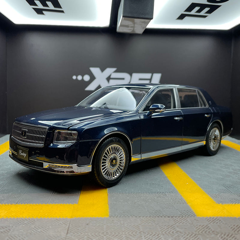 LCD original 1:18 Toyota Century Century simulation diecast car model collection gifts