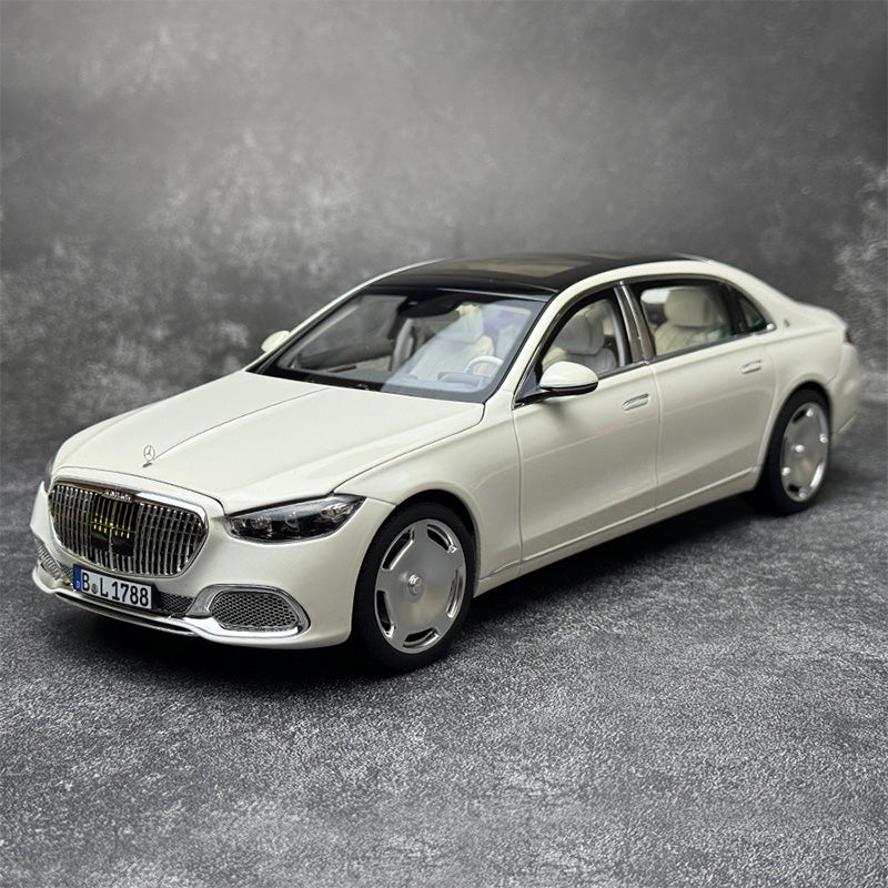 NOREV 1:18 Maybach S680 W223 2021 Car Model Luxury Sedan