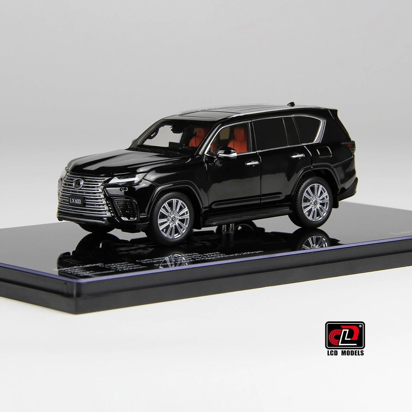 LCD 1:43 Lexus LX600 Lexus Replica Alloy Car Model Gift Set