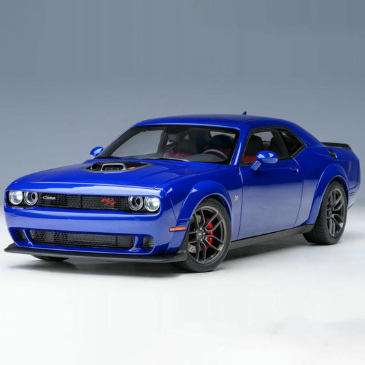 Autoart 1:18 Dodge Challenger R/T SCAT PACK WIDEBBODY 2022 Car Model