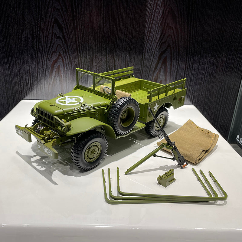 XiaoGuang Original Factory Car Model 1:18 Jeep BEEP WC51/52 Alloy Car Model Collection Gift