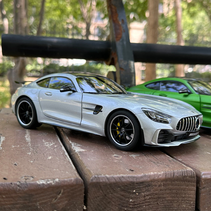 NOREV 1/18 Benz AMG GTR Green Magic Sports Car Alloy Car Model Collection Ornament