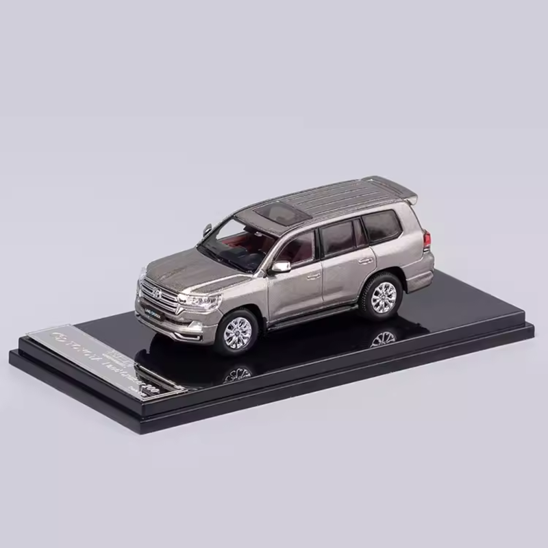 GCD1/64 Landcruiser Land Cruiser LC200 SUV alloy car model ornament