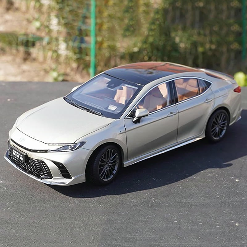 TOYOTA CAMRY 2024 9th Generation 1:18 Alloy Car Model