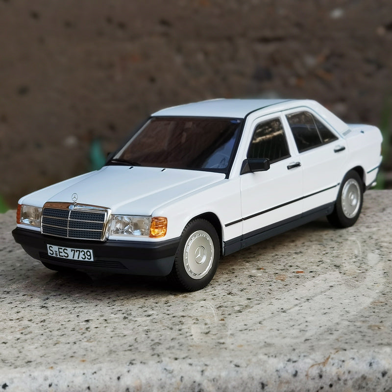 NOREV 1:18 Benz 190E Model C-Class Ancestor 1984 Vintage Car Model Collection