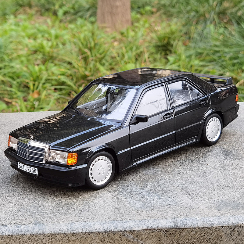 NOREV 1:18 Benz 190E Model C-Class Ancestor 1984 Vintage Car Model Collection