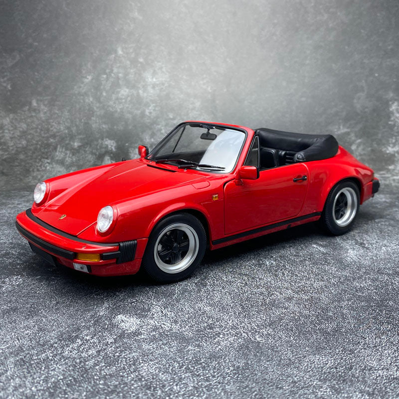 Minichamps 1:18 Porsche 911 1983 CARRERA 3.2 TARGA Alloy Simulation Car Model