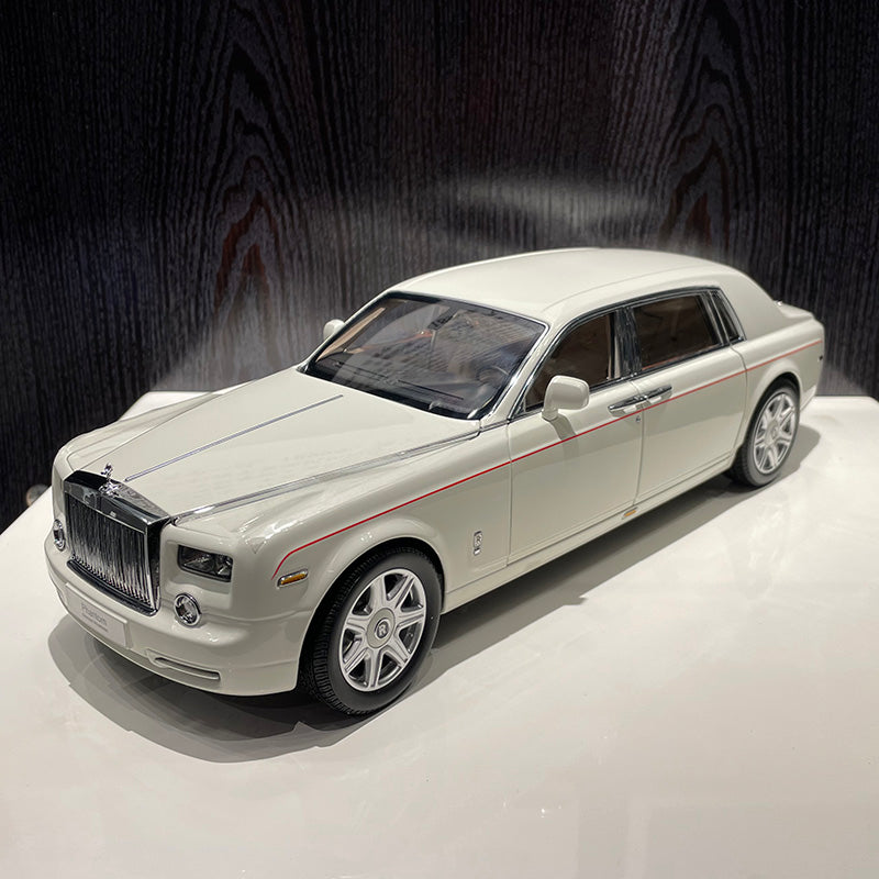 Kyosho 1:18 Rolls-Royce Phantom  EWB Extended Alloy Car Model+Small Gift