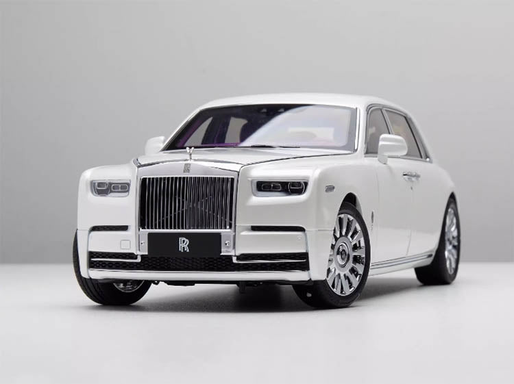 Original 1:18 limited edition Rolls-Royce Phantom eighth generation alloy fully open car model